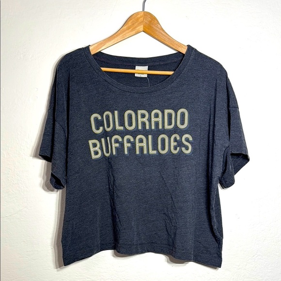 NWT Wmns Colorado Buffaloes Gray Short Sleeve T-Shirt Relaxed Fit Retro Sz Large - Picture 1 of 11